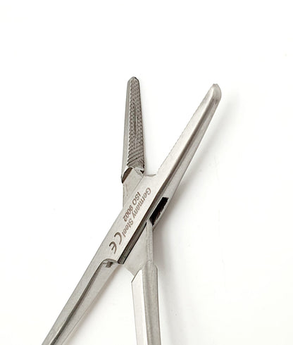 Porta agujas mayo hegar 12cm. - Acero alemán