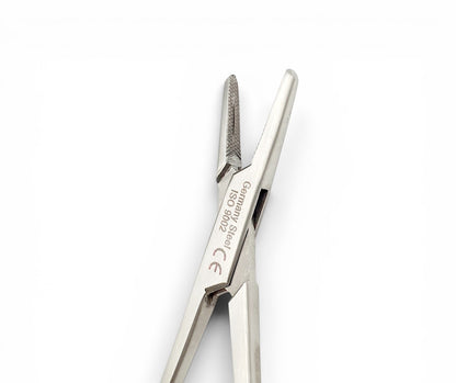 Porta agujas mayo hegar 18cm. - Acero alemán